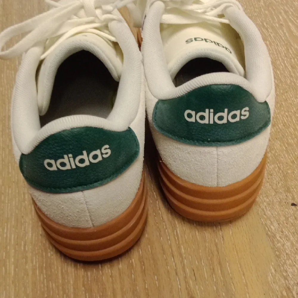 adidas White Low-Top Sneakers with Gum Sole and Pastel Stripe Accents - Picture 3 of 10